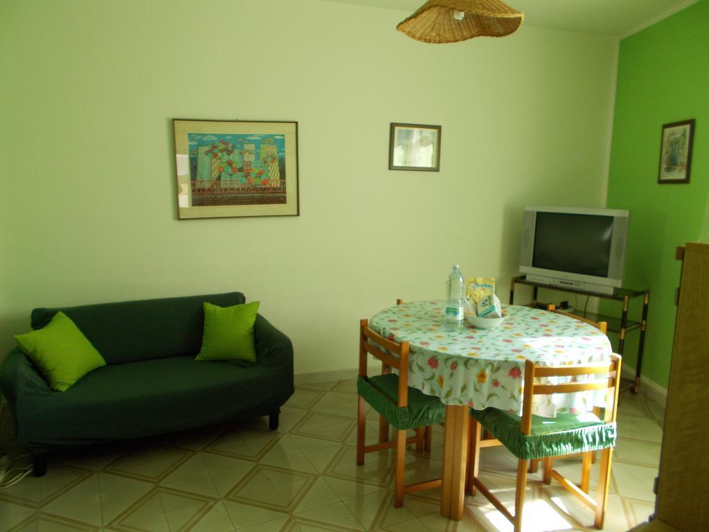 Zia Silvana Apartment Trapani Exteriör bild