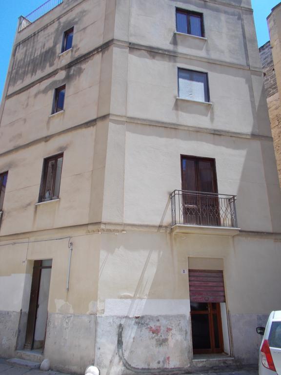 Zia Silvana Apartment Trapani Exteriör bild